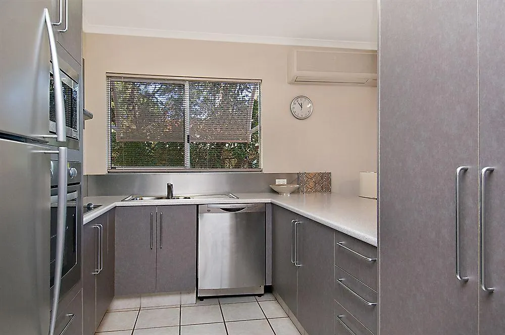 Bali Hai Apartments Noosa Aparthotel